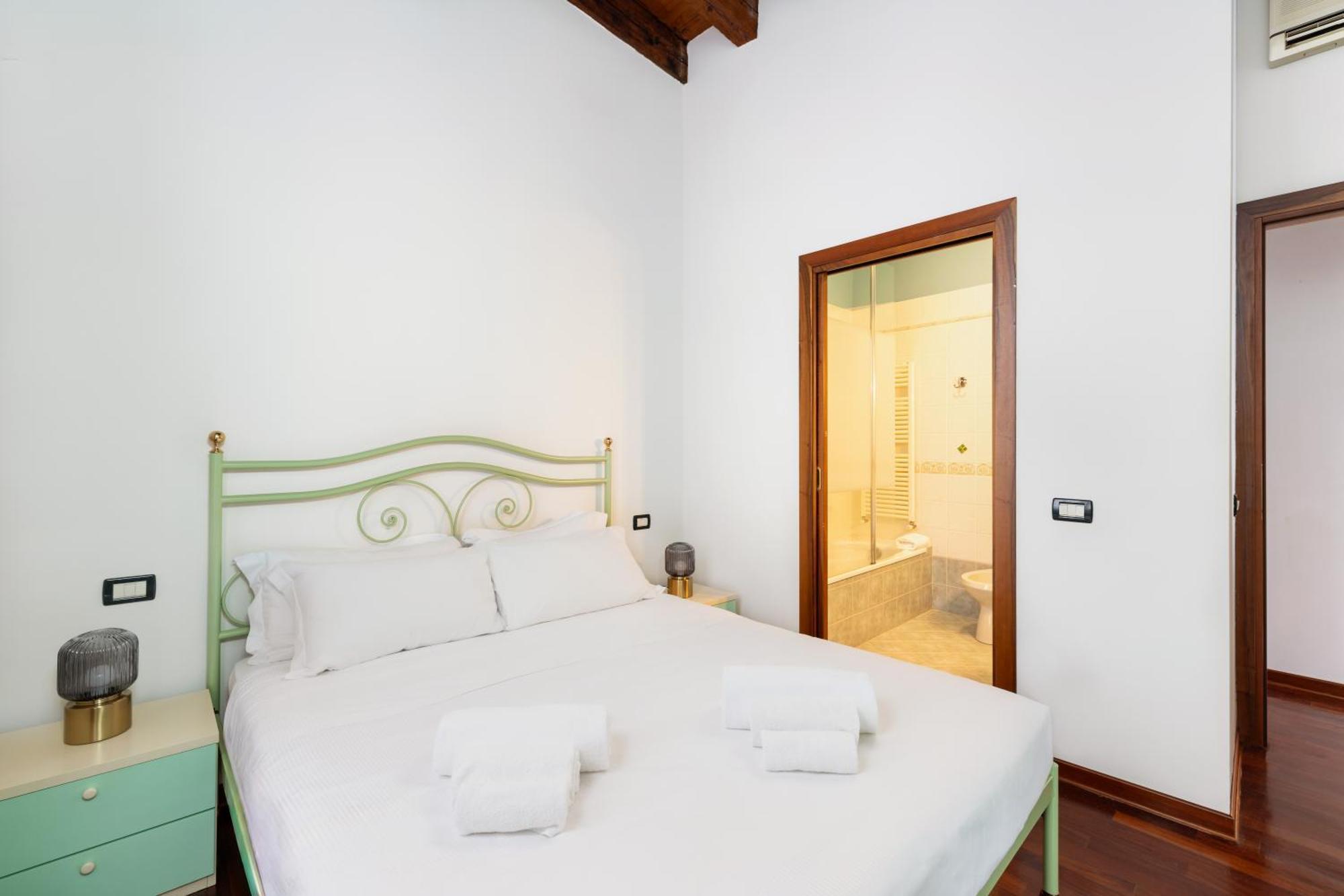 Appartement San Marco Canal View By Bricola